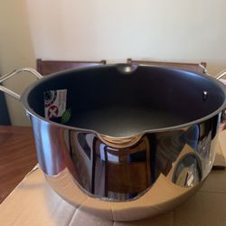 Olla De 7.5 Qt Nueva