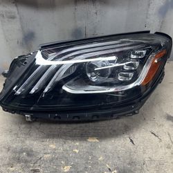 2018 2019 2020 Mercedes-Benz S550 Left Driver Side Headlight OEM A(contact info removed)