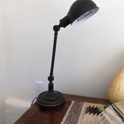 Classic Desk/ Bedside Lamp