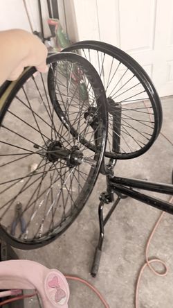 Rims 20inch sprayed painted 70$each