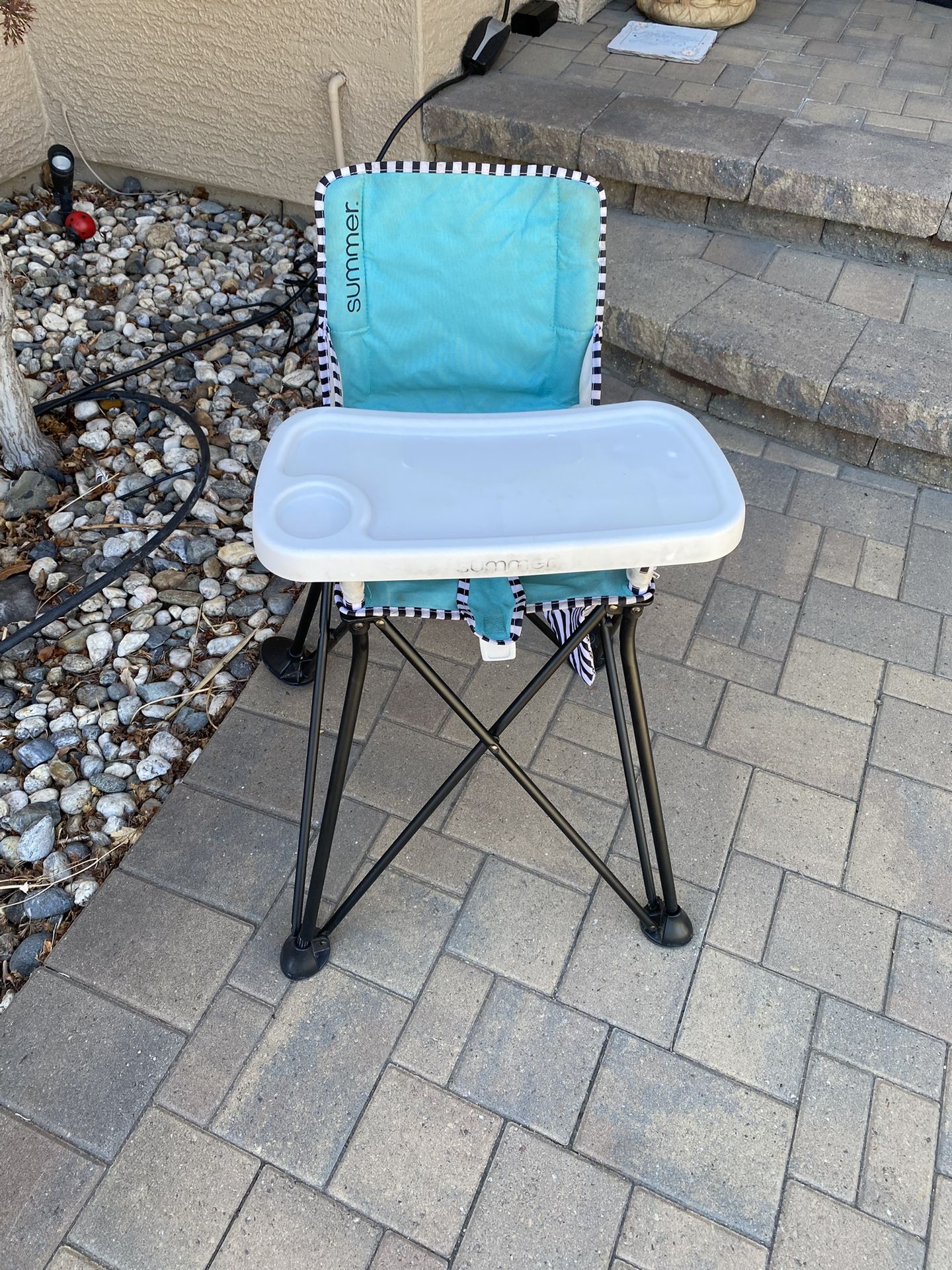 Summer outdoor high chair