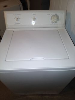 Frigidaire White Top Load Super Capacity Washer