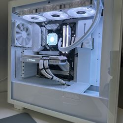 White Gaming PC
