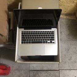 15 Mix MacBook Pro 2012 i5 Missing Battery Hard Drive