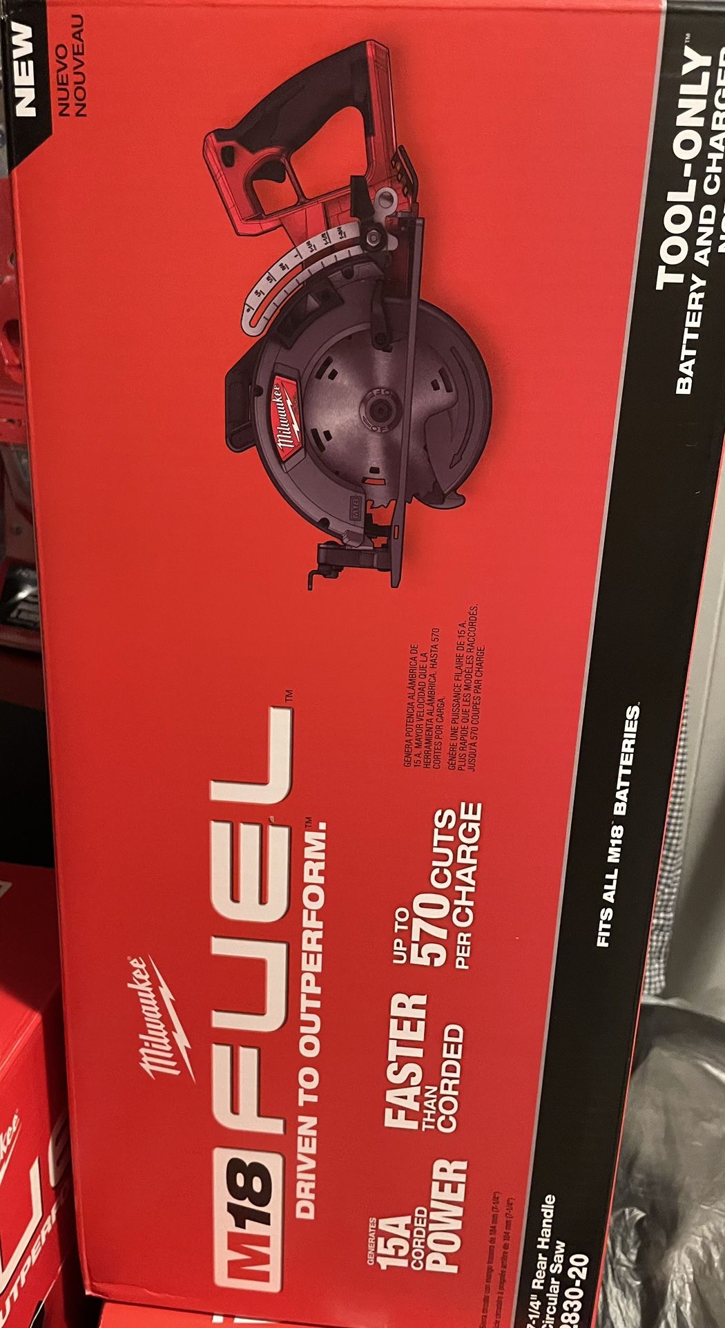 Milwaukee M18 FUEL 18V 7-1/4 , Rear Handle Circular Saw (Tool-Only)