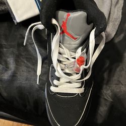 Size 6 W to big for me