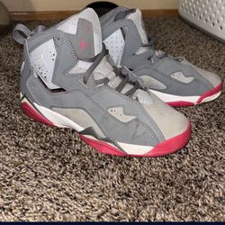 4 1/2 Jordans 60