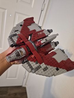LEGO 75362 Ahsoka Tano's T-6 Jedi Shuttle