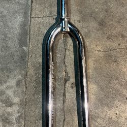 Brand New Throne Chrome Fork