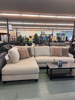 🔥Hot Deal🔥Brand New 2pc Name Brand Sectional Couch $1299, Finance Available, Fast delivery