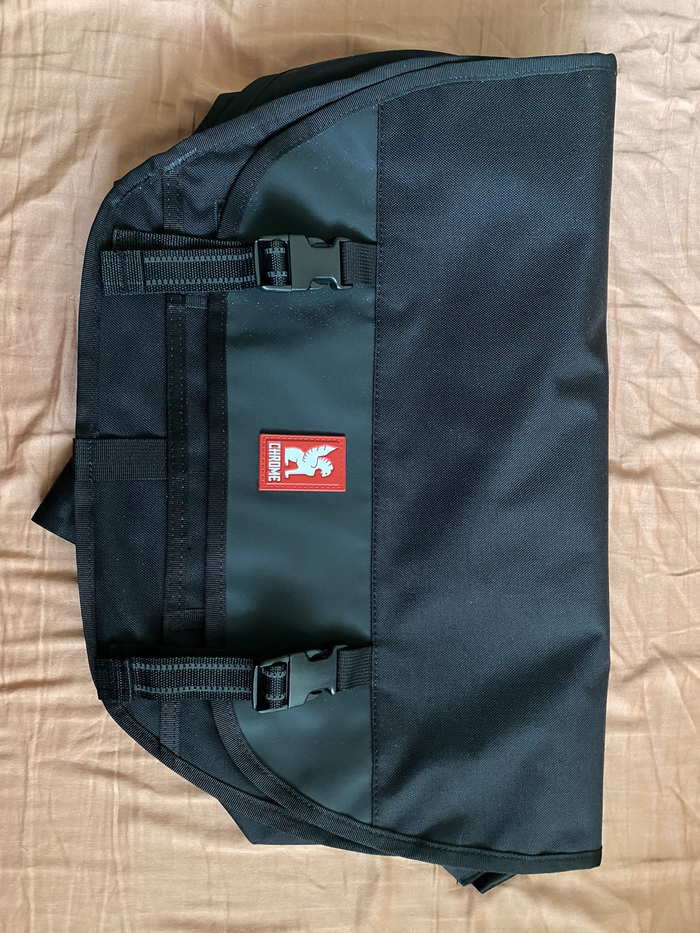 Mini Metro Messenger Bag