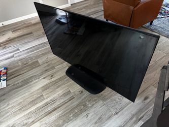 60 in Panasonic TV with Rotating Stand