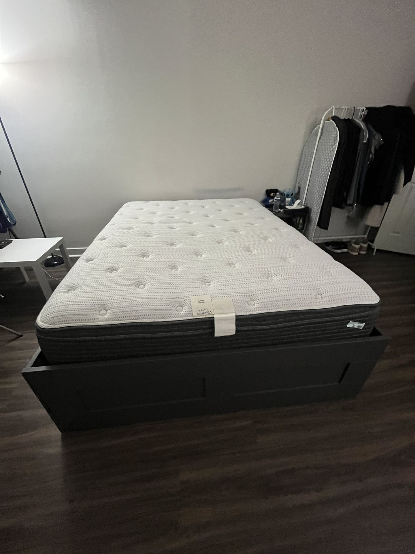 Queen Size Bed