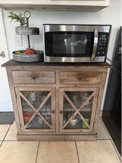Kitchen Cart/ cabinet