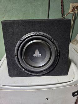 Jl audio w1 like new