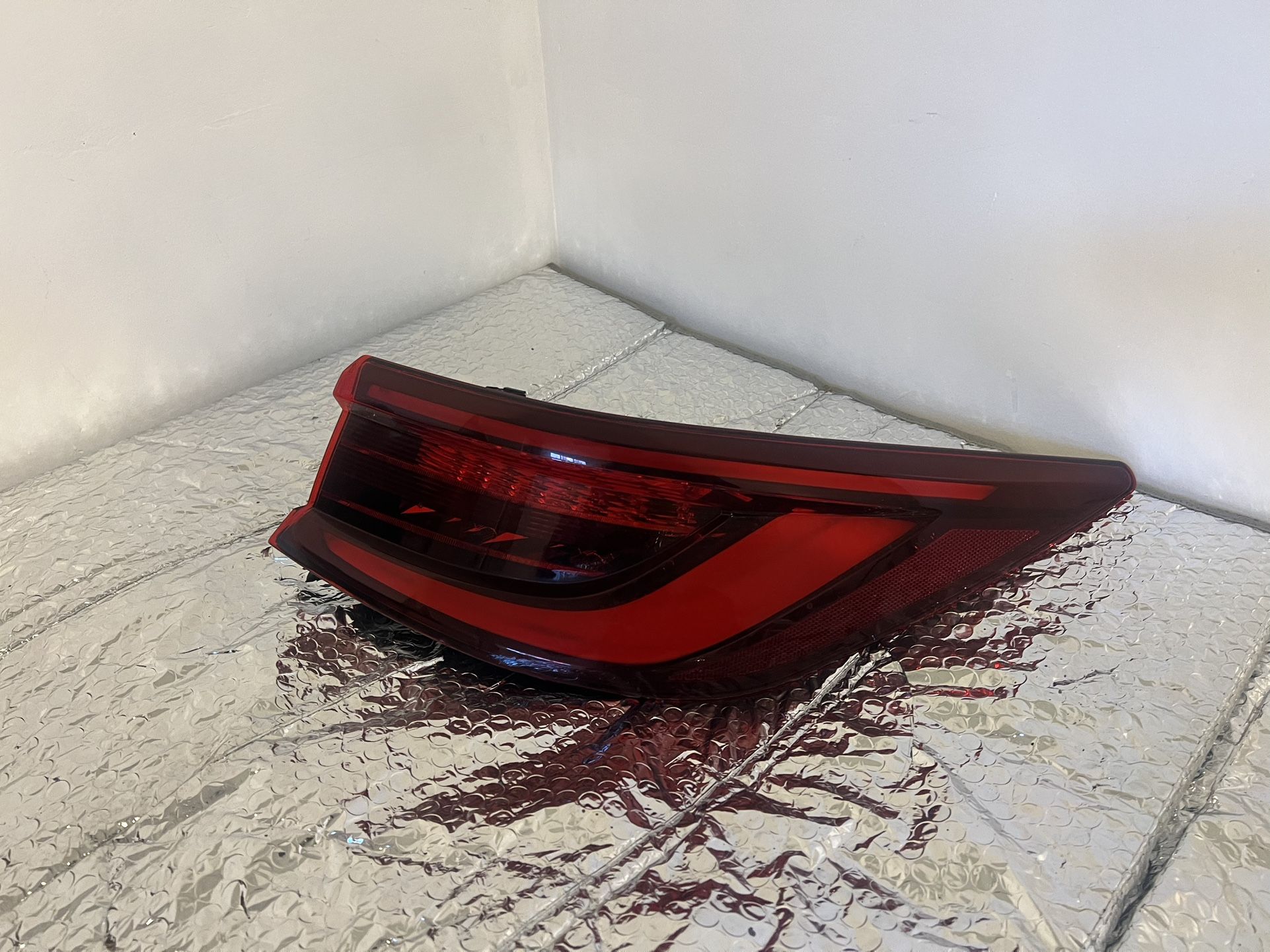 Infiniti Qx50 Rear Passenger Side Tail Light 2019-25