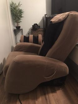 Brookstone Ijoy Massage Chair Foot Great Deal For Sale In Ontario Ca Offerup