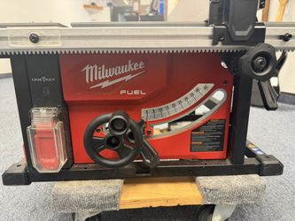 Milwaukee 8-14” Table Saw With Battery 