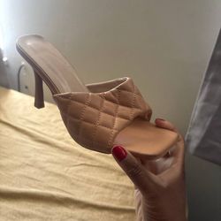 Short Heel 