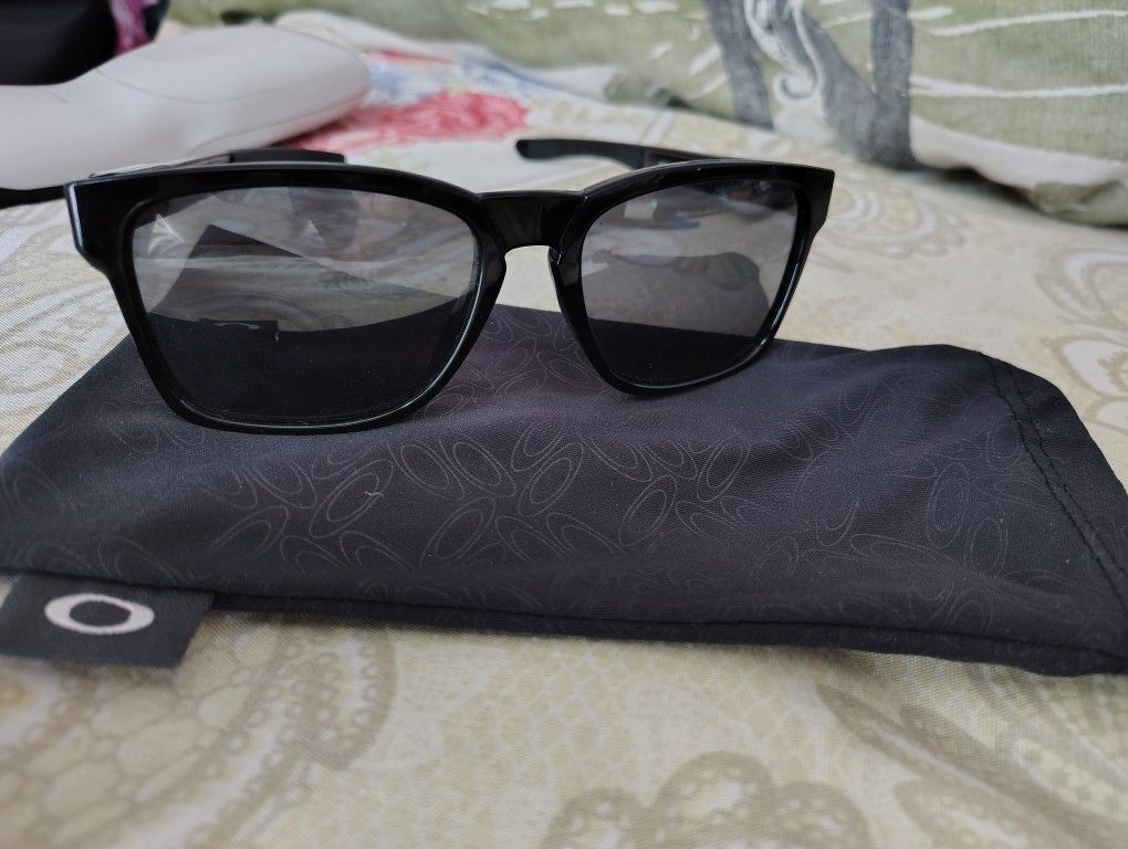 Oakley Catalysts Sunglasses