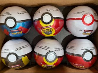 Pokemon pokeballs