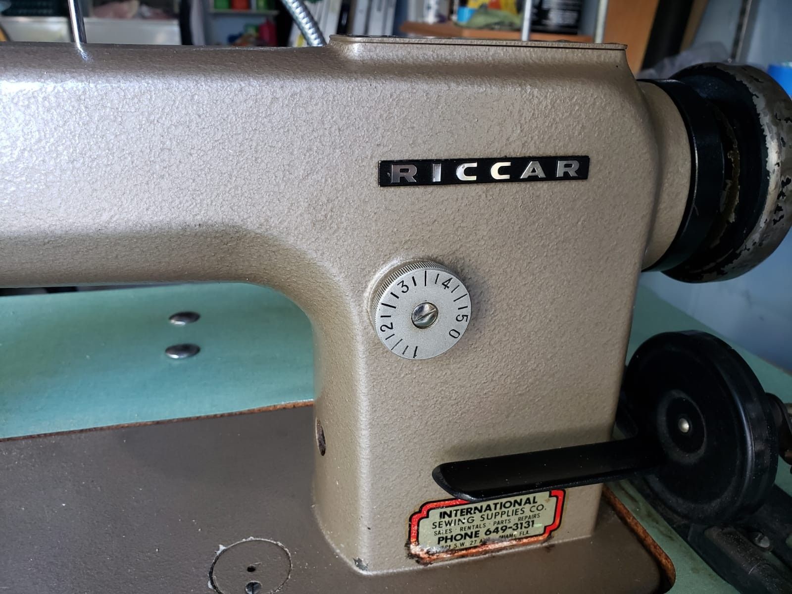 RICCAR INDUSTRIAL SEWING MACHINE for Sale in Miami, FL OfferUp