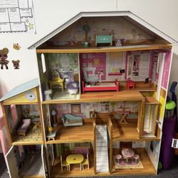 Barbie/ Doll House
