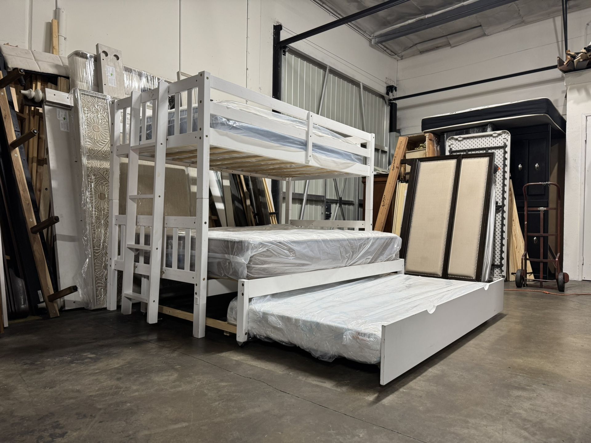 Full Over Twin Bunk Bed $480