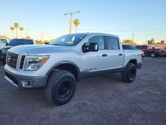 2018 Nissan Titan Crew Cab