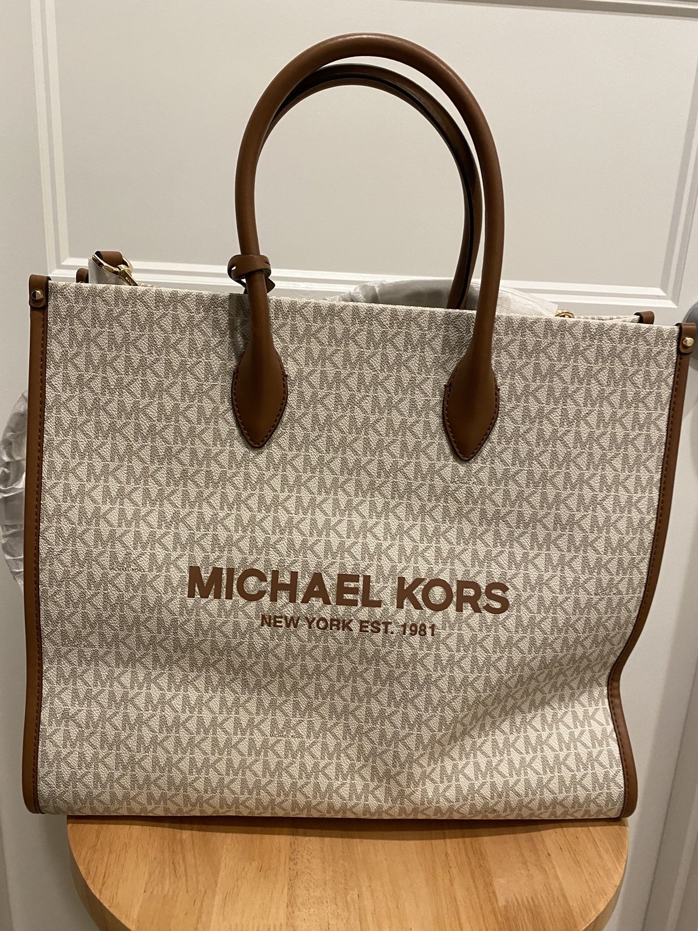 MICHAEL KORS TOTE BAG