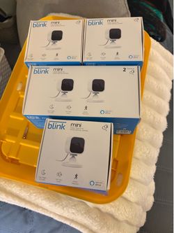 5 Blink mini smart security cameras