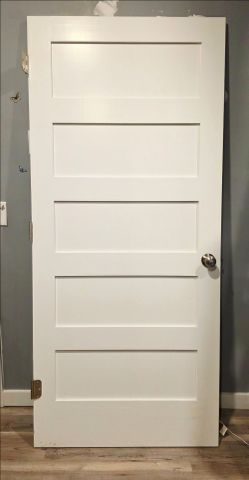 Solid Wood 5 Panel Interior Door with Hinges and Privacy Knob