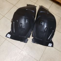 Ford mustang gt 2010- 2014  liner fender  front left & right 