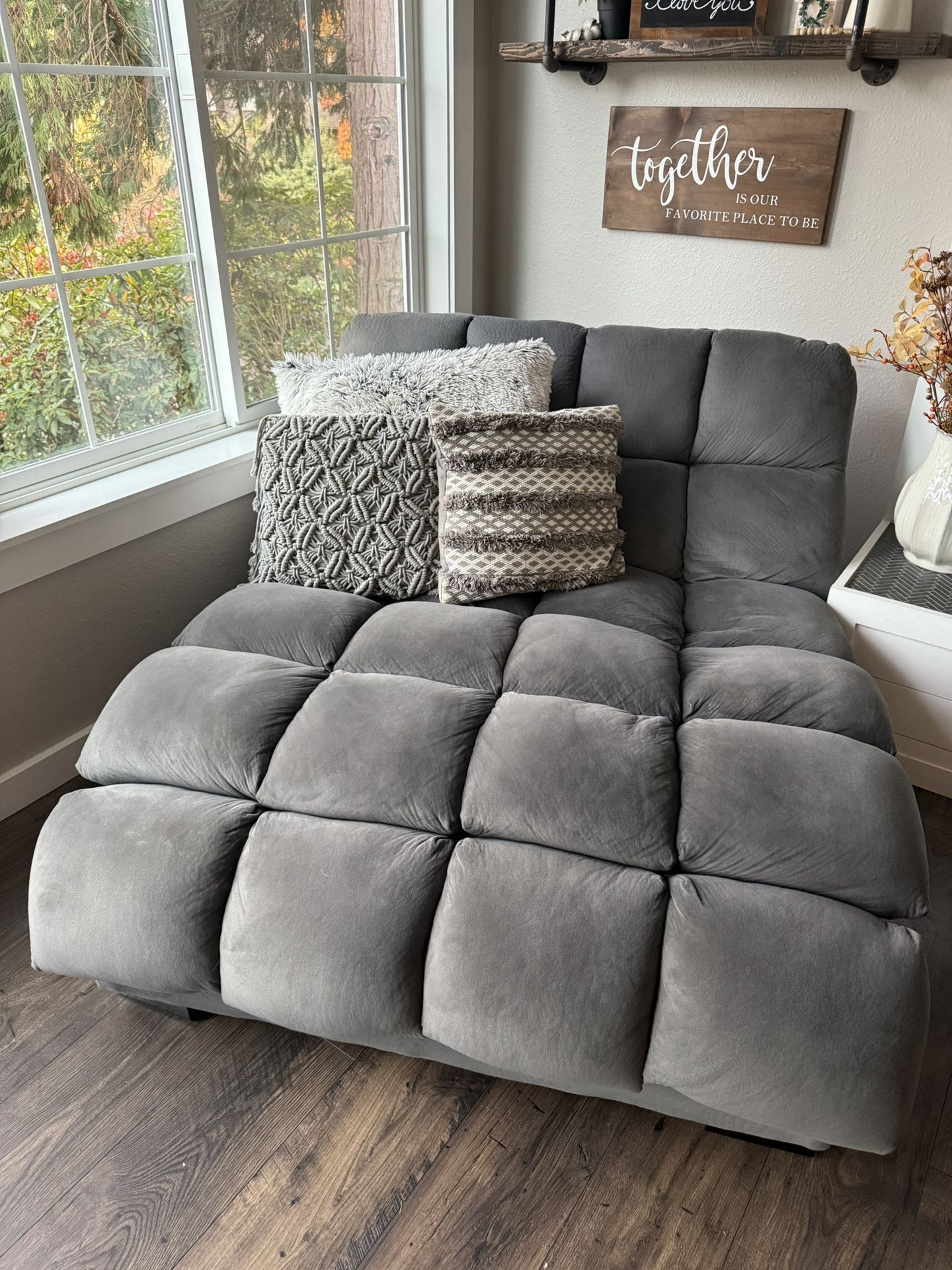 Double Chaise Lounge