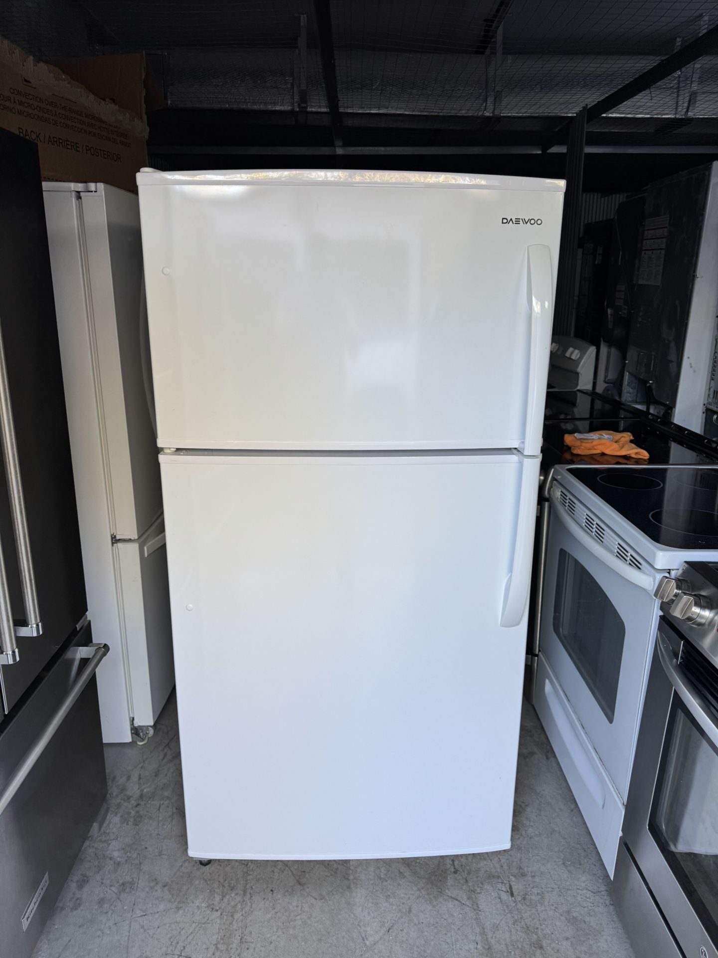 Daewoo Refrigerator Good Condition Everything Works Fine