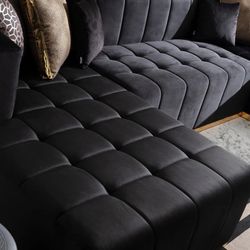 Velvet Black Sectional 
