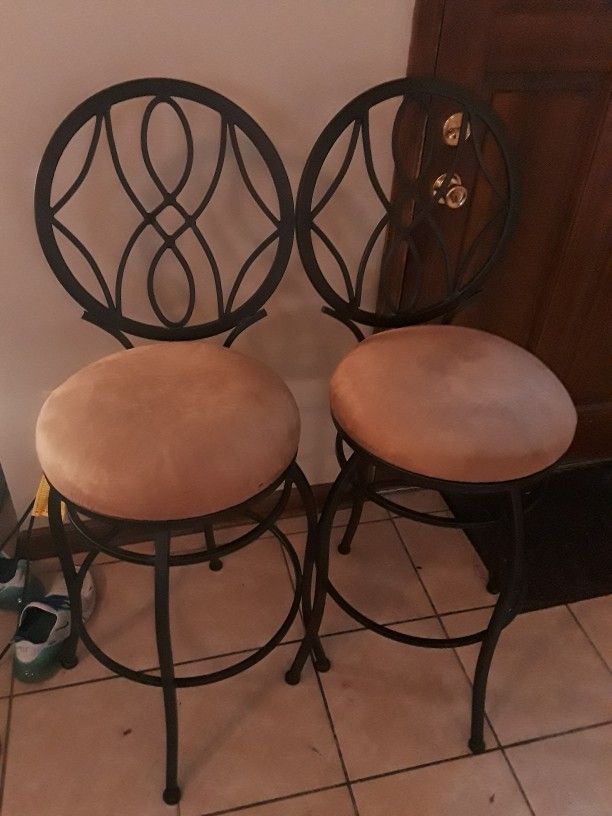Heavy Weight Bar Stools 