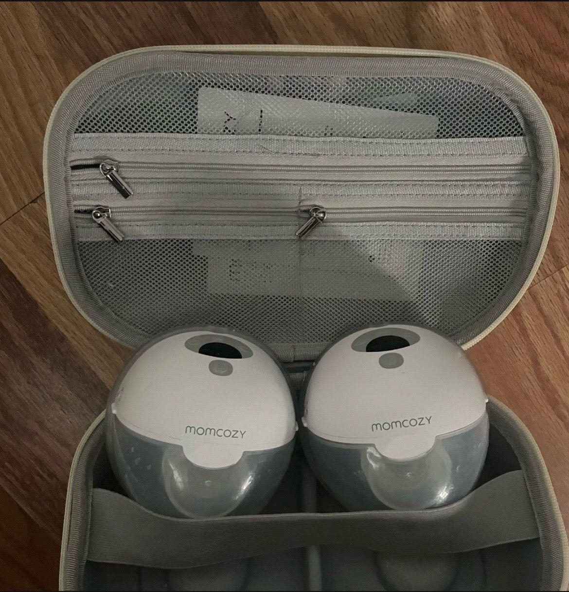 MOMCOZY M5 breast pumps