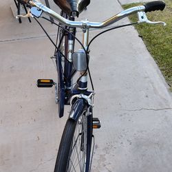 Raleigh Bicycle 26/1/38 Tire With Book Manual 