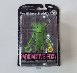 🔥FUNKO FIVE NIGHTS AT FREDDYS - RADIOACTIVE FOXY GLOW