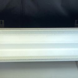 Light fixtures