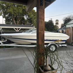 1995 Wellcfaft Boat with Trailer 