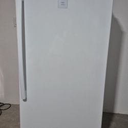 GE Garage- Ready 14.1-cu ft Garage Ready Frost-free Upright Freezer (White)