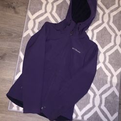 small patagonia jacket 