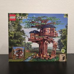 LEGO Tree House 21318 NEW