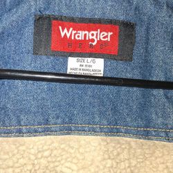 WRANGLER VEST LIKE NEW
