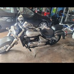 2002 Suzuki Intruder vl8100