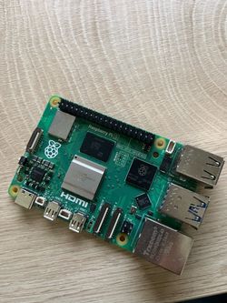 Raspberry Pi 5 model 4gb