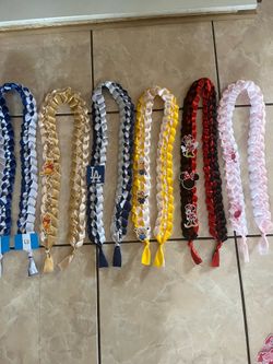 Graduation leis