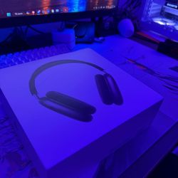 Airpods max [midnight black] [$300]